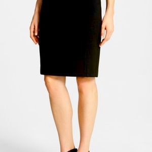 Halogen Seamed Pencil Skirt - size 16